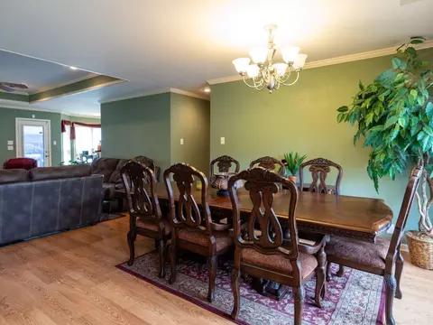 Dining - 4011 Evergreen Dr, Benton, AR 72015 photo 3 of 3