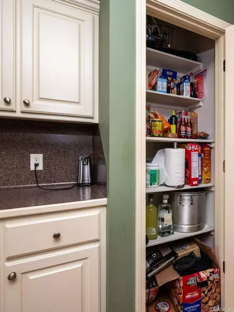 Other - 4011 Evergreen Dr, Benton, AR 72015 photo 5 of 7