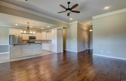 727 Mango Loop, Austin, AR 72007 photo 7