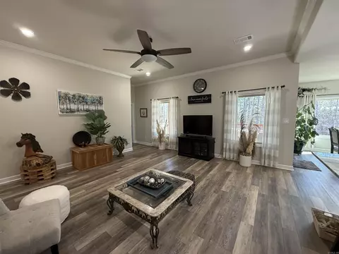 3027 Sue St, Benton, AR 72015 photo 3