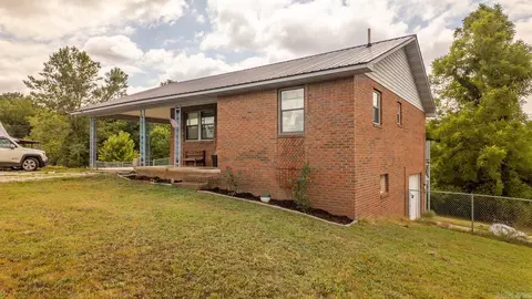 570 Missouri Ave, Mammoth Spring, AR 72554