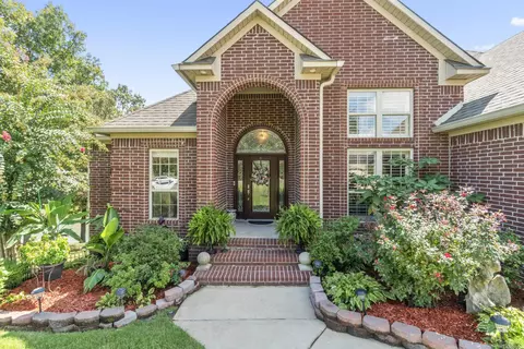 Exterior - 607 Greystone Blvd, Cabot, AR 72023 photo 3 of 10