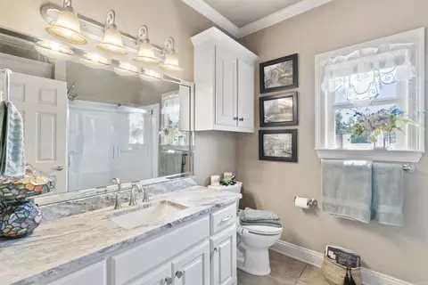 Bath - 607 Greystone Blvd, Cabot, AR 72023 photo 4 of 6