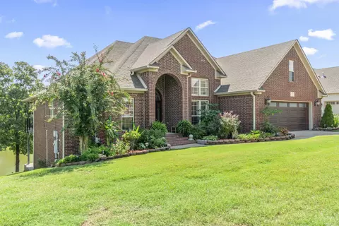 Exterior - 607 Greystone Blvd, Cabot, AR 72023 photo 2 of 10