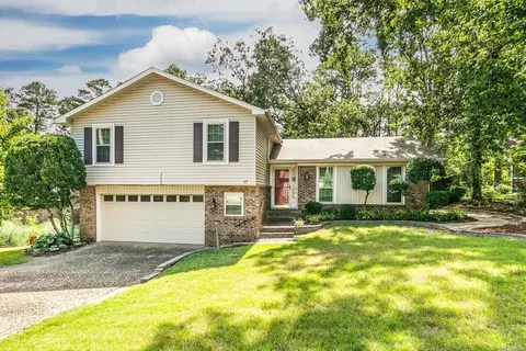 17 Point South Ct, Little Rock, AR 72211