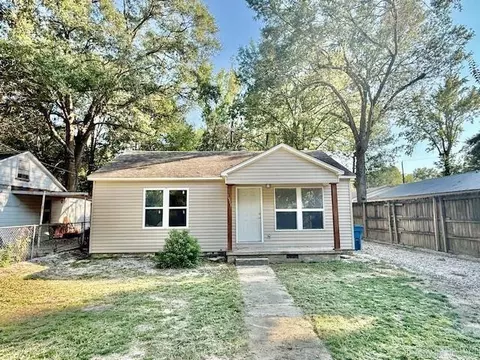 1511 E Sullenberger Ave, Malvern, AR 72104