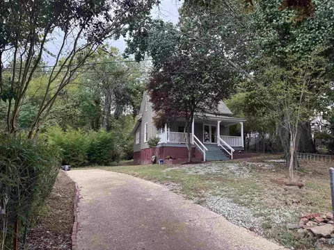 209 Elizabeth Ter, Hot Springs, AR 71901