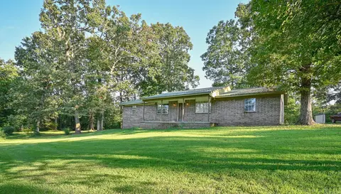 142 Cardinal Ln, Mena, AR 71953