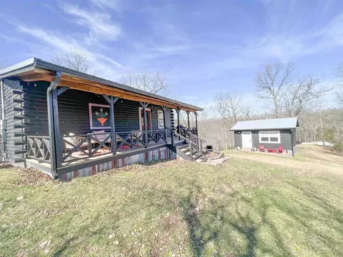 Exterior - 912 Double Bridge Loop, Mountain View, AR 72560 photo 1 of 8