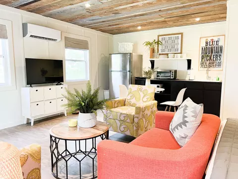 Living - 912 Double Bridge Loop, Mountain View, AR 72560 photo 5 of 5