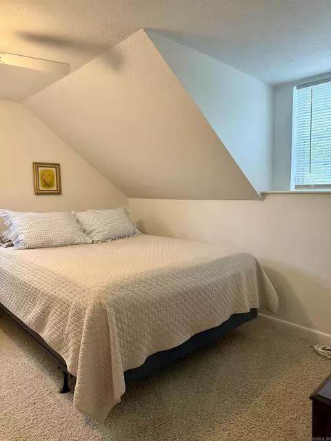 Bedroom - 100 Iris Dr, Drasco, AR 72530 photo 6 of 8
