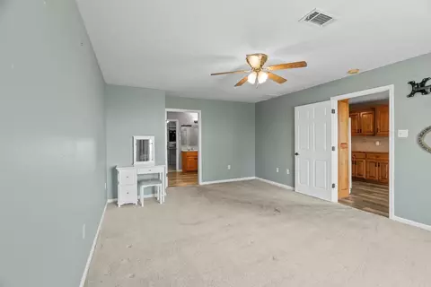 Bedroom - 40 Pine Mountain Dr, Conway, AR 72034 photo 2 of 4