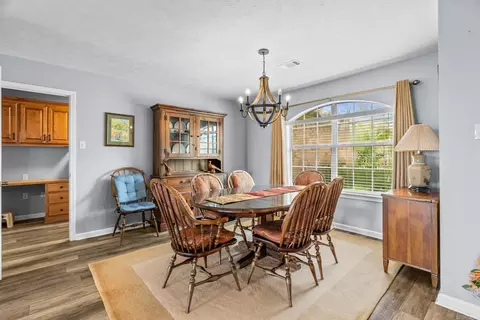 Dining - 40 Pine Mountain Dr, Conway, AR 72034 photo 2 of 3