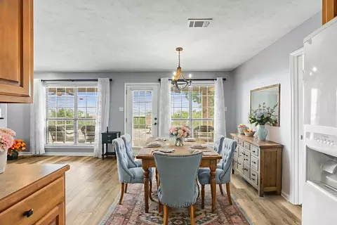 Dining - 40 Pine Mountain Dr, Conway, AR 72034 photo 3 of 3