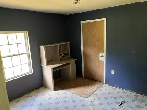 Bedroom - 354 W Highway 70 B, De Queen, AR 71832 photo 1 of 3