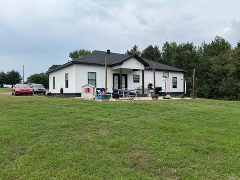 Exterior - 633 Hwy 25 N, Guy, AR 72601 photo 2 of 3