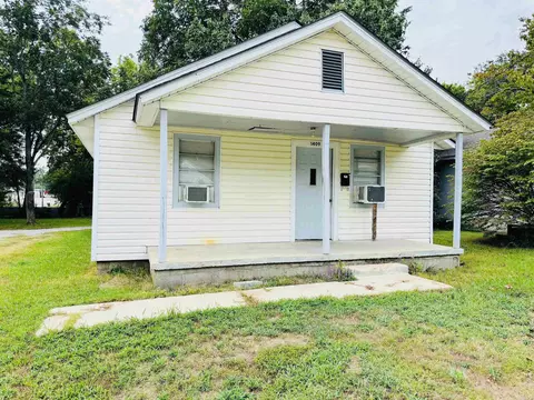 Exterior - 1409 E Moore, Searcy, AR 72143 photo 2 of 6