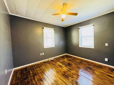 Bedroom - 1411 E Moore, Searcy, AR 72143 photo 4 of 4