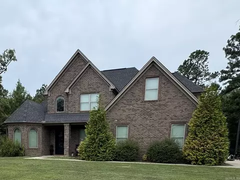 116 Carriage Ct, White Hall, AR 71602