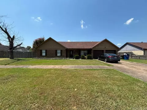 1002 W Clement Rd, West Memphis, AR 72301