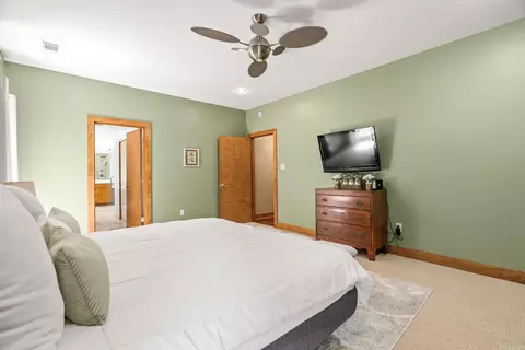 Bedroom - 46 Bald Eagle, Paron, AR 72122 photo 3 of 4