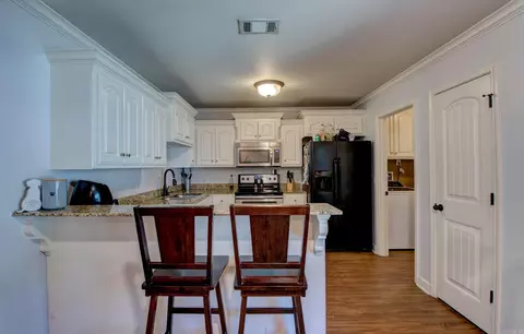 Kitchen - 1107 J W Cv, Benton, AR 72019 photo 2 of 2