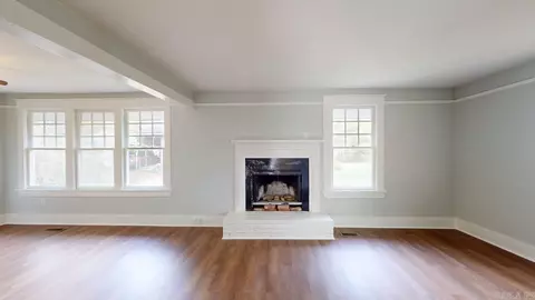 409 Mitchell St, Conway, AR 72034 photo 3