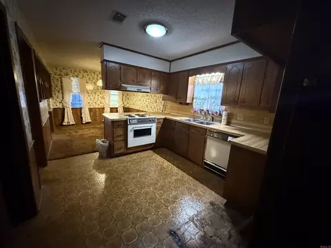 1406 Ridgway Rd, Pine Bluff, AR 71603 photo 6