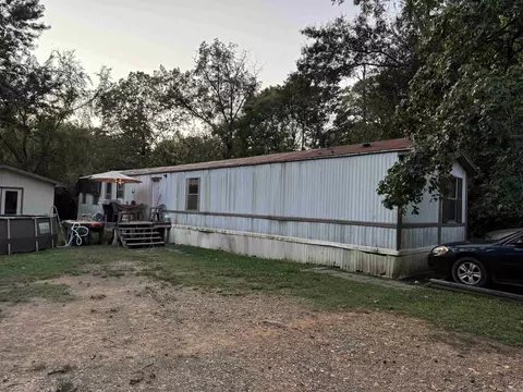 160 Mcfee St, Hot Springs National Park, AR 71913