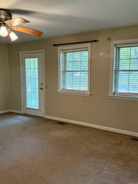 802 Torrence St, Pangburn, AR 72121 photo 4