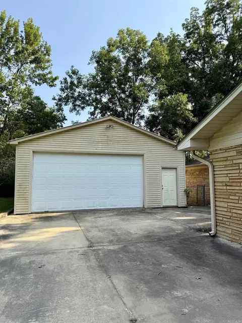 802 Torrence St, Pangburn, AR 72121 photo 2