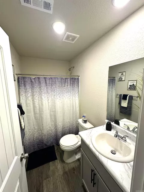 Bath - 285 Rooster Rd, Conway, AR 72032 photo 1 of 3
