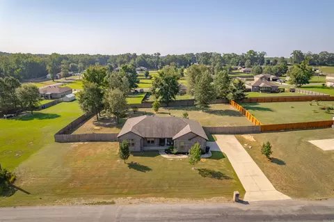 455 Bobwhite Holw, Lonoke, AR 72086 photo 5