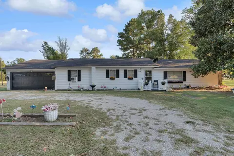 44 Oak Grove Rd, Paragould, AR 72450