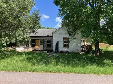 Exterior - 1000 Third St, Mena, AR 71953 photo 4 of 11