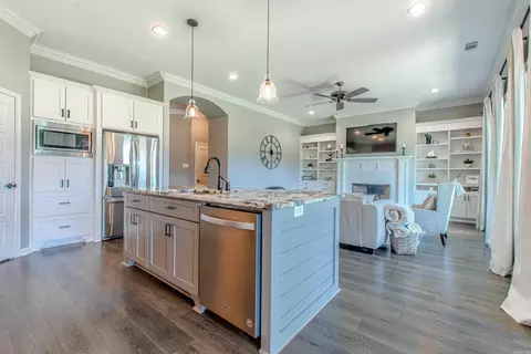 Kitchen - 6216 Lewiston Dr, Alexander, AR 72002 photo 3 of 7