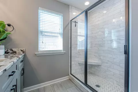 Bath - 6216 Lewiston Dr, Alexander, AR 72002 photo 3 of 4