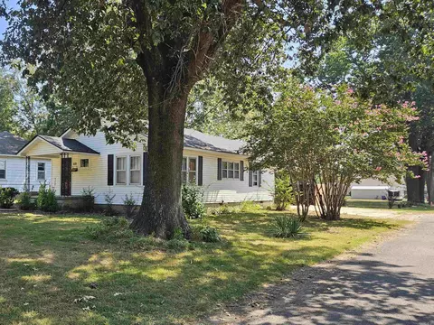 Exterior - 619 W 2nd St, Rector, AR 72461 photo 2 of 5