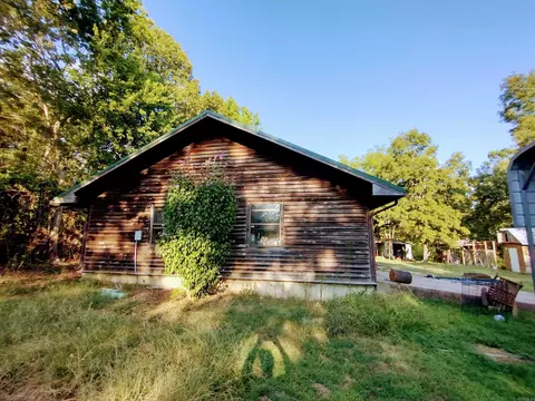 Exterior - 218 Cochran Rd, Mountain View, AR 72560 photo 2 of 7