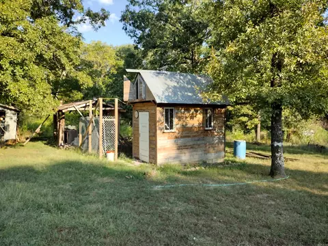 Exterior - 218 Cochran Rd, Mountain View, AR 72560 photo 7 of 7