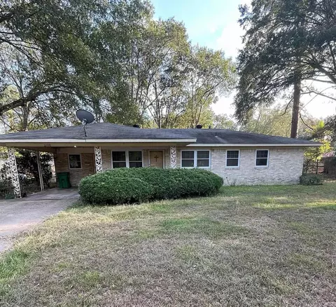 2208 W 39th, Pine Bluff, AR 71603 photo 1