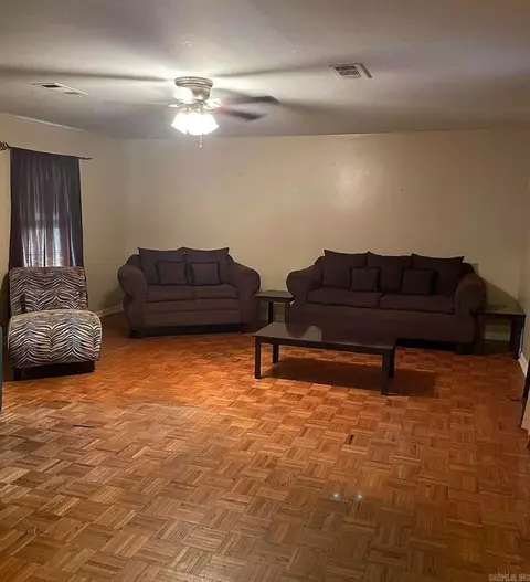 2208 W 39th, Pine Bluff, AR 71603 photo 6