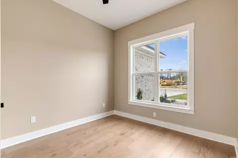 Bedroom - 114 Harmony Village Dr, Haskell, AR 72015 photo 3 of 5