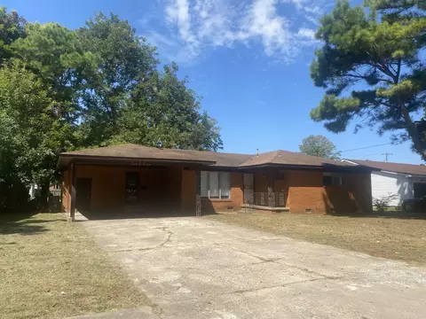 1005 Ward Ln, Blytheville, AR 72315