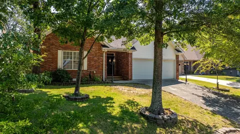 43 Rocky Valley Cv, Little Rock, AR 72212