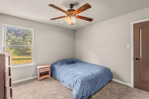 Bedroom - 150 Fuscata Loop, Lonoke, AR 72086 photo 3 of 6