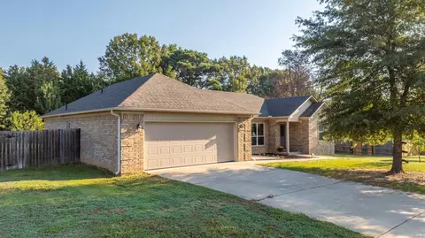 Exterior - 150 Fuscata Loop, Lonoke, AR 72086 photo 2 of 10