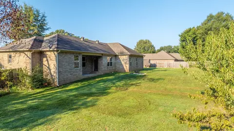 Exterior - 150 Fuscata Loop, Lonoke, AR 72086 photo 6 of 10