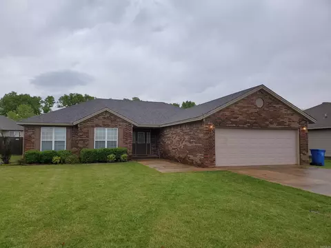 6024 Whitecliff, Jonesboro, AR 72401