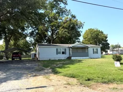 106 N Main St, Humphrey, AR 72073